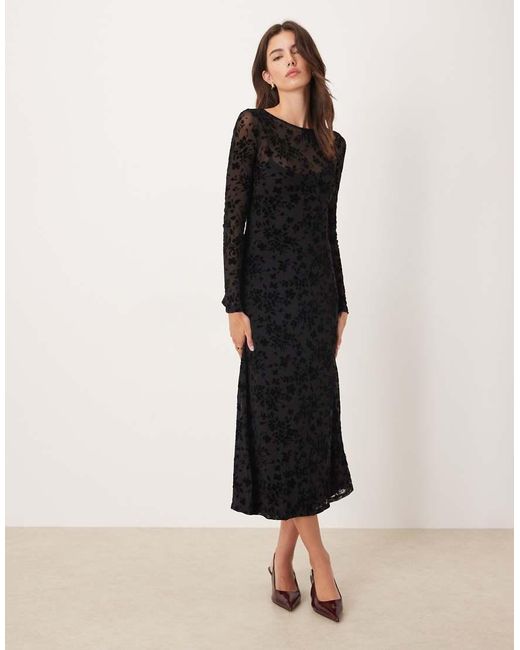 Nobody's Child Black Clarissa Devore Velvet Midi Dress