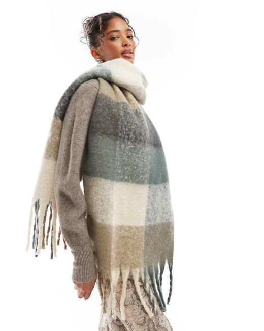 Vero Moda Gray Soft Boucle Scarf