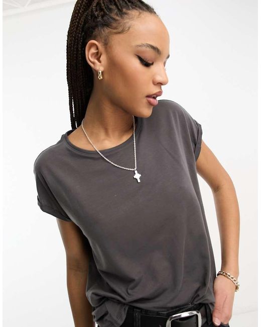 Vero Moda Black Round Neck T-Shirt