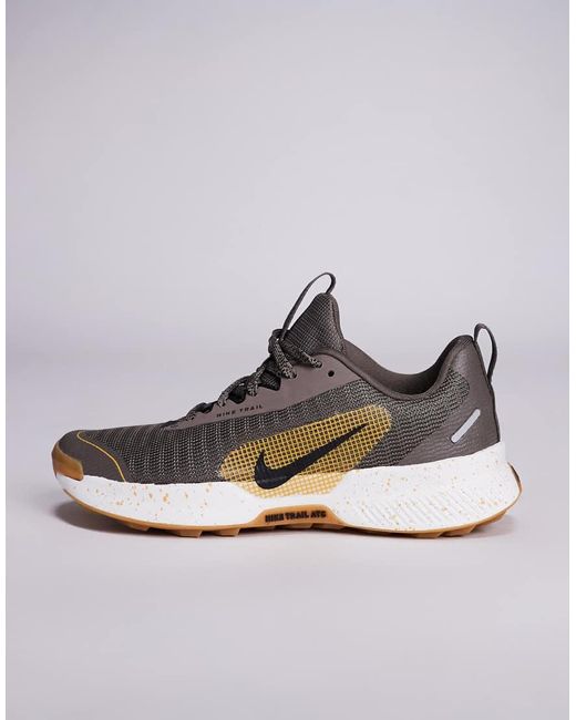 Nike Brown Juniper Trail 3 Trainers