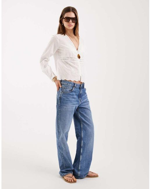 ONLY White V-neck Cropped Blouse With Floral Embroidery