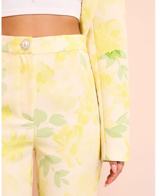 Pantalon d'ensemble tailleur - imprimé fleurs ASOS en coloris Natural