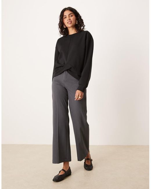 ASOS Top Met Gedraaide Voorkant, Lange Mouwen En Interlock-Naden in het Black