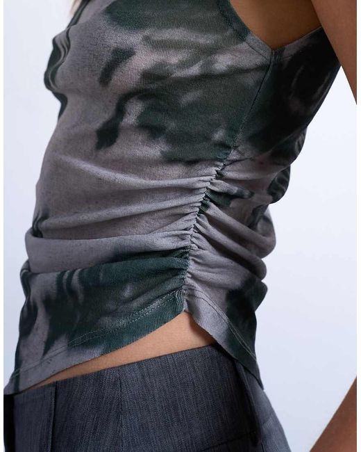 Top Gris Asimétrico Con Estampado Floral Y Detalle De Fular De Malla De TOPSHOP de color Blue