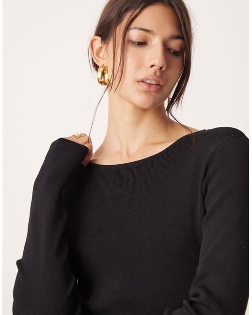 Miss Selfridge Natural – geripptes, langärmliges minikleid aus kompaktem strick