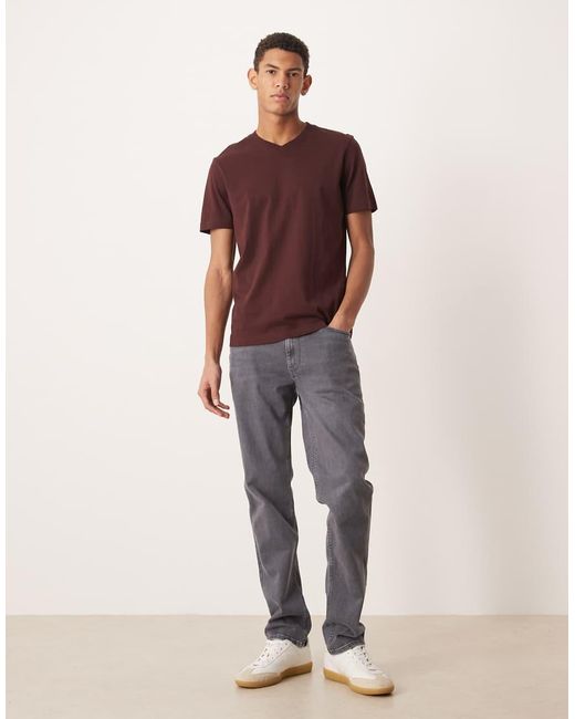Mango Red Relaxed Fit V-neck T-shirt for men