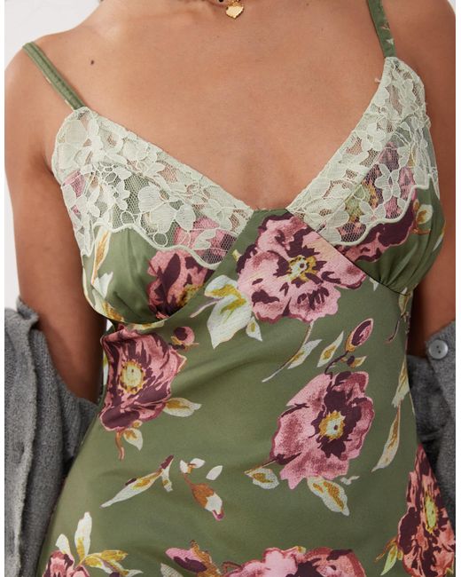 Robe longue à bretelles et imprimé floral - vert foncé Reclaimed (vintage) en coloris Pink
