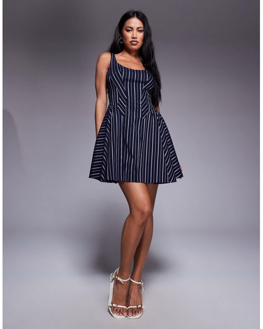 ASOS Blue – strukturiertes, schwingendes minikleid aus bengaline