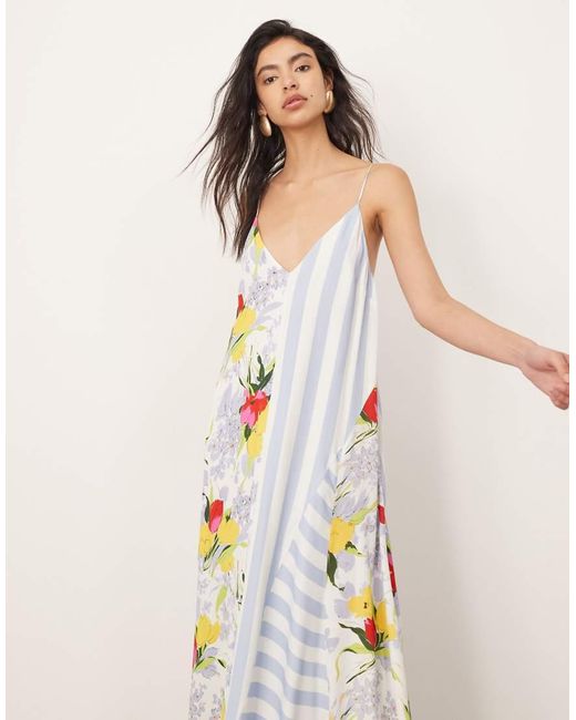 ARRANGE Midi Cami-Jurk Met Zakdoekzoom En Contrasterend Inzetstuk Met Print in het White