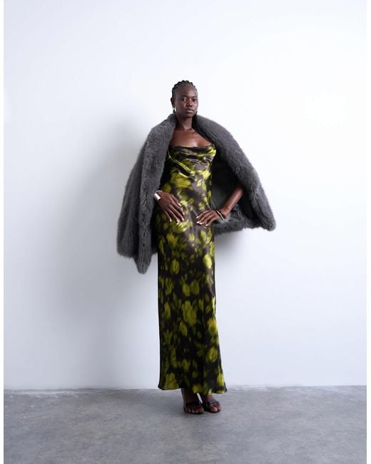 TOPSHOP Brown – maxi-trägerkleid mit wasserfallausschnitt und grunge-blumenmuster