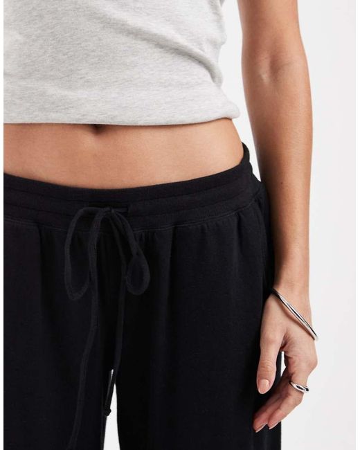 Hollister White Low Rise Wide Leg joggers