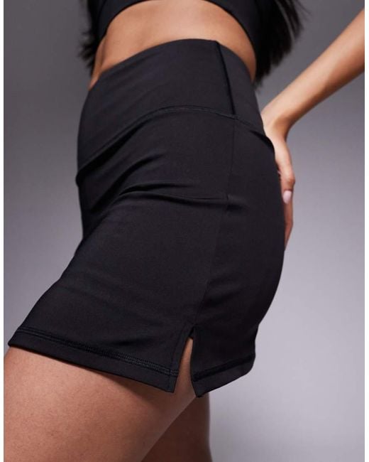 4505 Black Active Tennis Skirt With Under Short And Phone Pocket