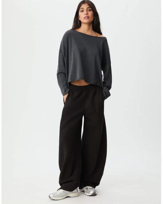 Stradivarius Black Boat Neck Cropped Sweater