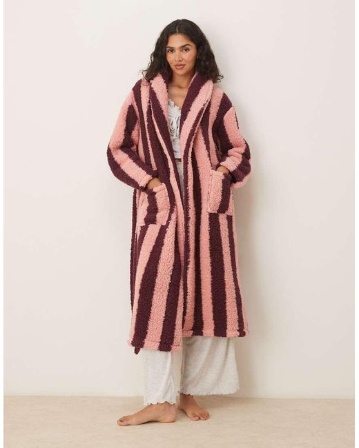 Vestaglia Lunga Bordeaux E A Righe di Threadbare in Red