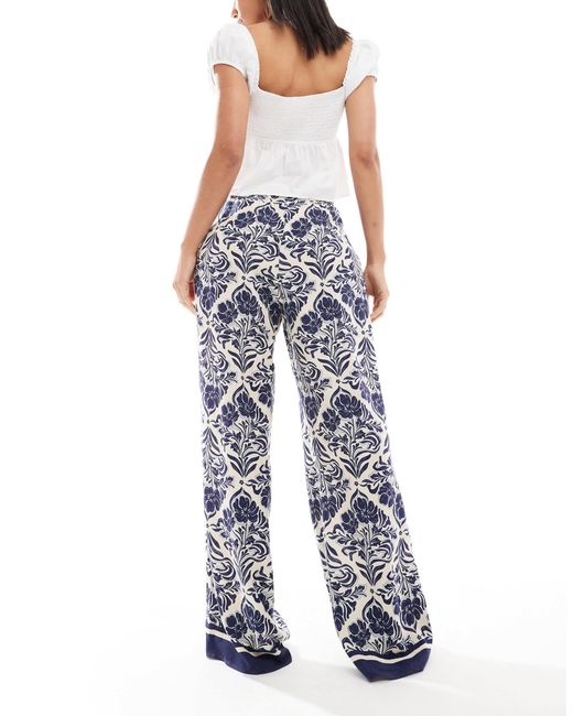 New Look Blue – hose