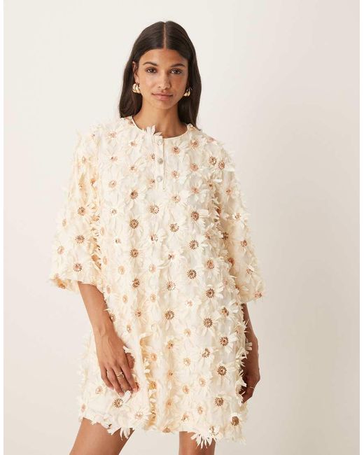 Vestito Grembiule Corto Color Crema Testurizzato Con Decorazioni di Y.A.S in Natural