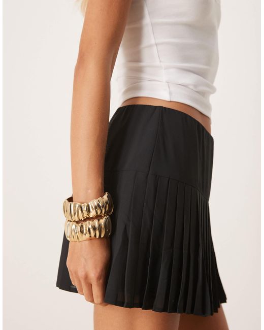 Abercrombie & Fitch Natural High Rise Dropped Waist Pleated Mini Skirt