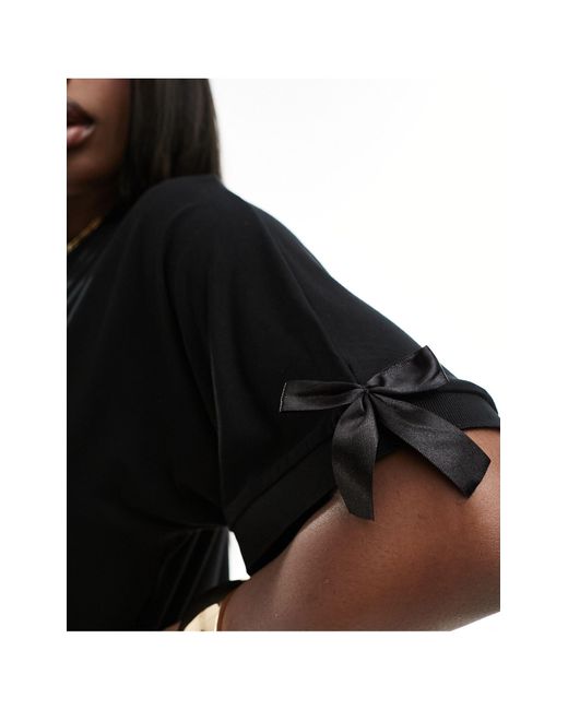 Robe t-shirt longue avec détail nœud Fashionkilla en coloris Black