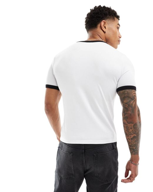 Camiseta blanca ajustada con ribetes y estampado en el pecho ASOS de hombre de color White