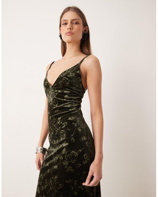 Gina Tricot Natural Rose Jacquard Velvet Maxi Dress
