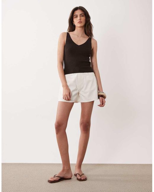 Jdy Brown V Neck Knitted Vest Top