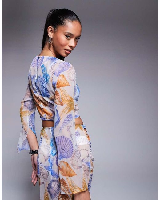 ASOS Crop Top Van Chiffon Met Lange Mouwen En Schelpenprint, Deel Van Co-Ord Set in het Gray