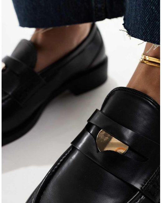 Nonnie di Raid Wide Fit in Black