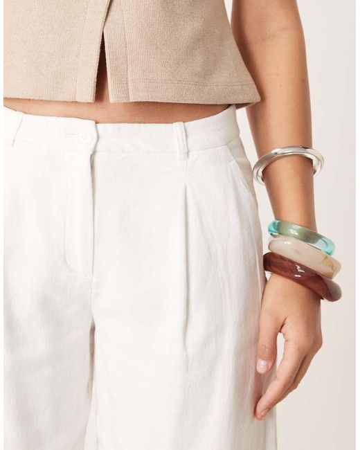 Abercrombie & Fitch Natural Mid Rise Bermuda Shorts