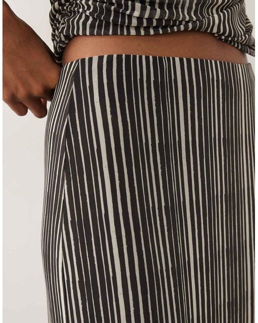 Pretty Lavish White Shea Mesh Column Maxi Skirt