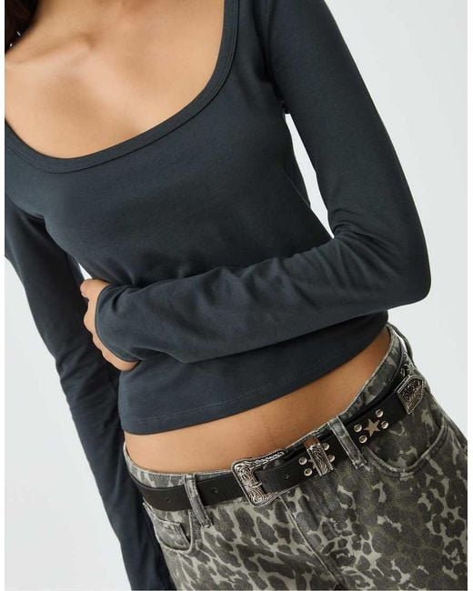 Maglietta Basic A Maniche Lunghe Scuro di Stradivarius in Gray