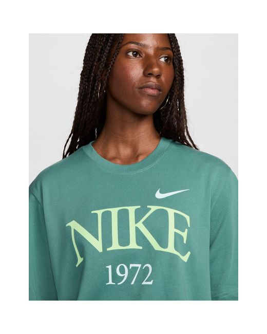 Nike Green Classic Graphic Oversized T-shirt