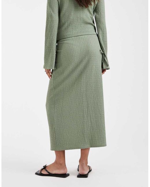 Mama.licious Green Mamalicious Maternity Textured Jersey Tie Waist Midi Skirt Co-Ord
