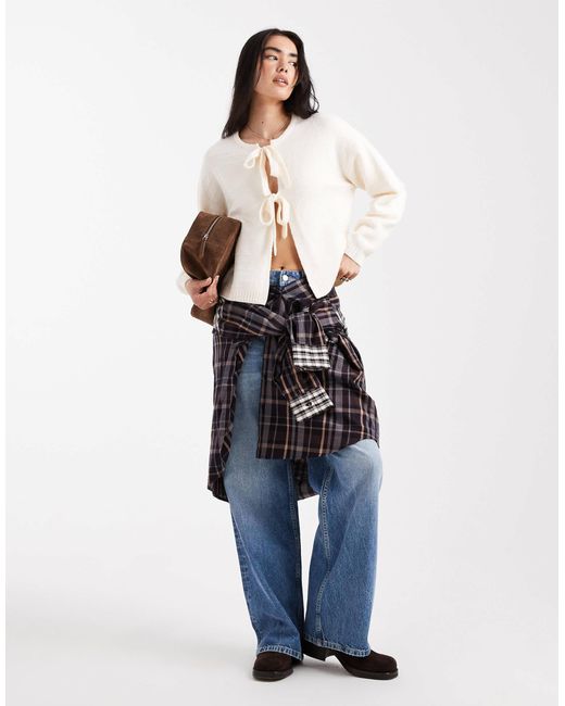 Vero Moda White – vorne gebundene, strukturierte strickjacke