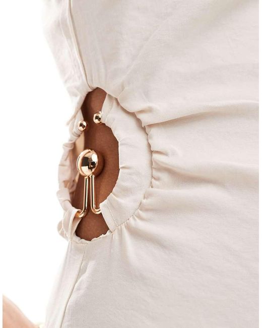 Vestito Midi Color Pietra Con Cut-Out E Anello di ASOS in White