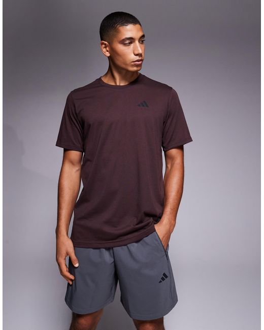 Adidas training - essentials - t-shirt - marron ombré Adidas Originals pour homme en coloris Purple