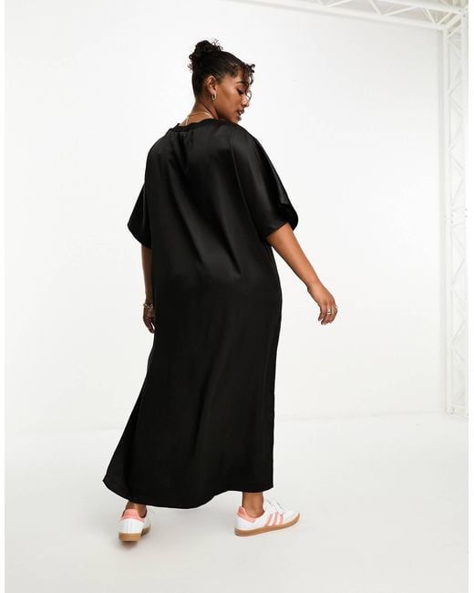 ASOS Black Asos design curve – t-shirt-kleid aus em satin mit oversize-passform und midilänge