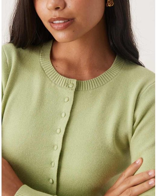 Cardigan Salvia di Threadbare in Green