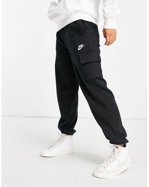 nike essentials cuffed cargo sweatpants in black