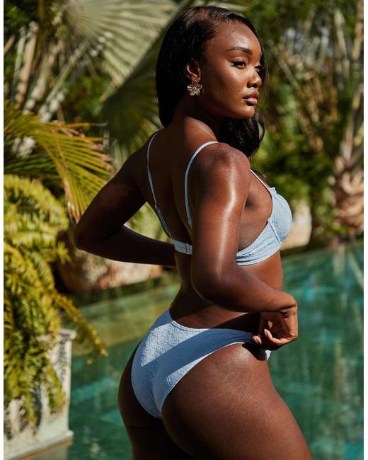 Top Bikini di South Beach in Green
