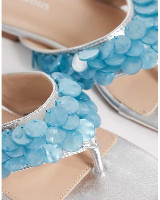 Glamorous Blue Flip Flops With Faux Shells