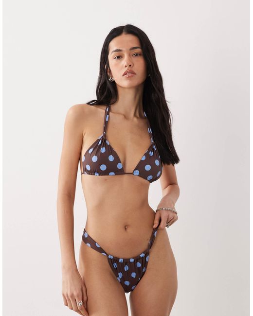 Bas Mango en coloris Brown