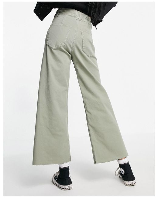 Jeans corti con fondo ampio kaki slavatoStradivarius in Denim di colore  Verde - 5% di sconto | Lyst