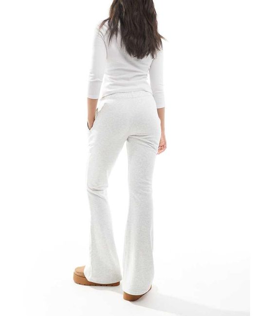 Pantalones De Chándal Grises De Corte Acampanado De Felpa De Cotton On (Parte De Un Conjunto) Cotton On de color White