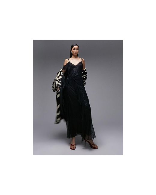 Robe longue asymétrique en dentelle ornementée TOPSHOP en coloris Black