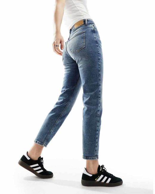 Vaqueros De Talle Alto Y Corte Recto Slim Con Lavado Azul Medio Moni De -Azul Marino Noisy May de color Blue