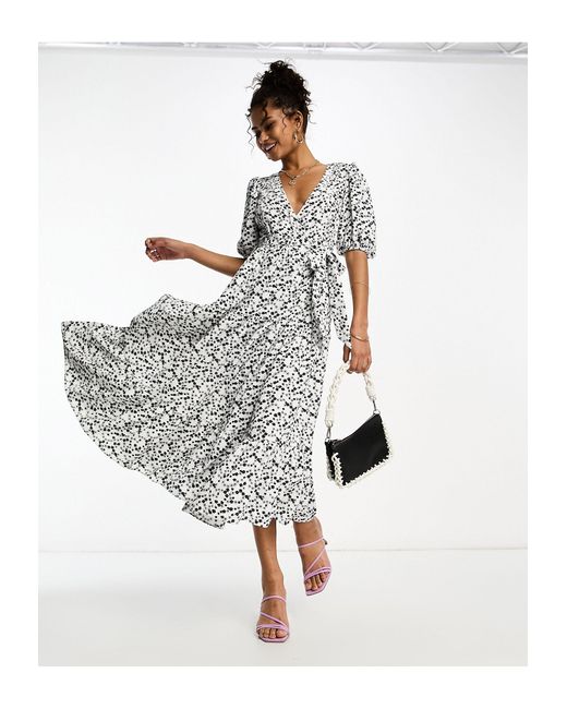 Glamorous Maxi-jurk Met Korte Mouwen, Gestrikte Taille, Overslag En Fijne Print in het White