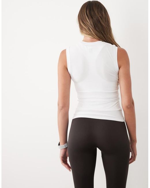 4505 White Fitted Cotton Everyday Tank Top With Quick Dry Finish