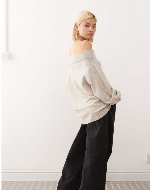 Jersey Beis Holgado Con Escote Bardot Exclusivo En Asos De -Neutro Weekday de color Natural