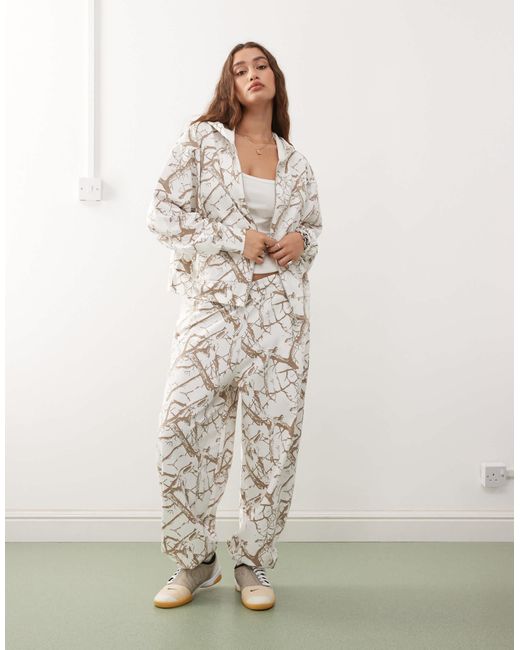 Collusion White Boxy Fit Zip Through Hoodie