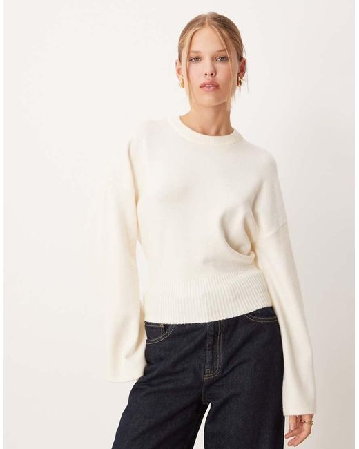 Gina Tricot White Crew Neck Wide Sleeve Fitted Knitted Jumper